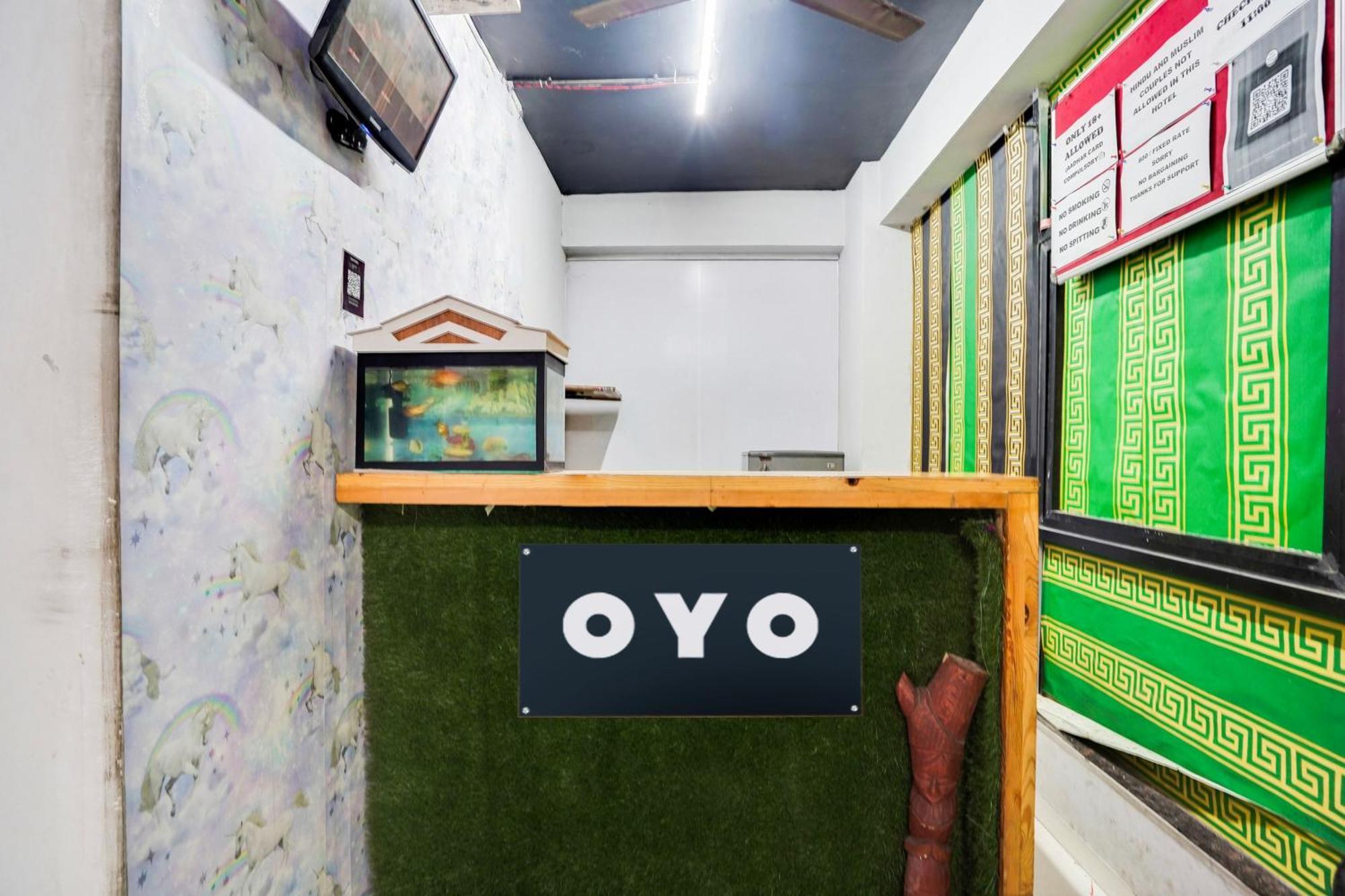 Hotel O Day Night Rooms สุรัต ภายนอก รูปภาพ