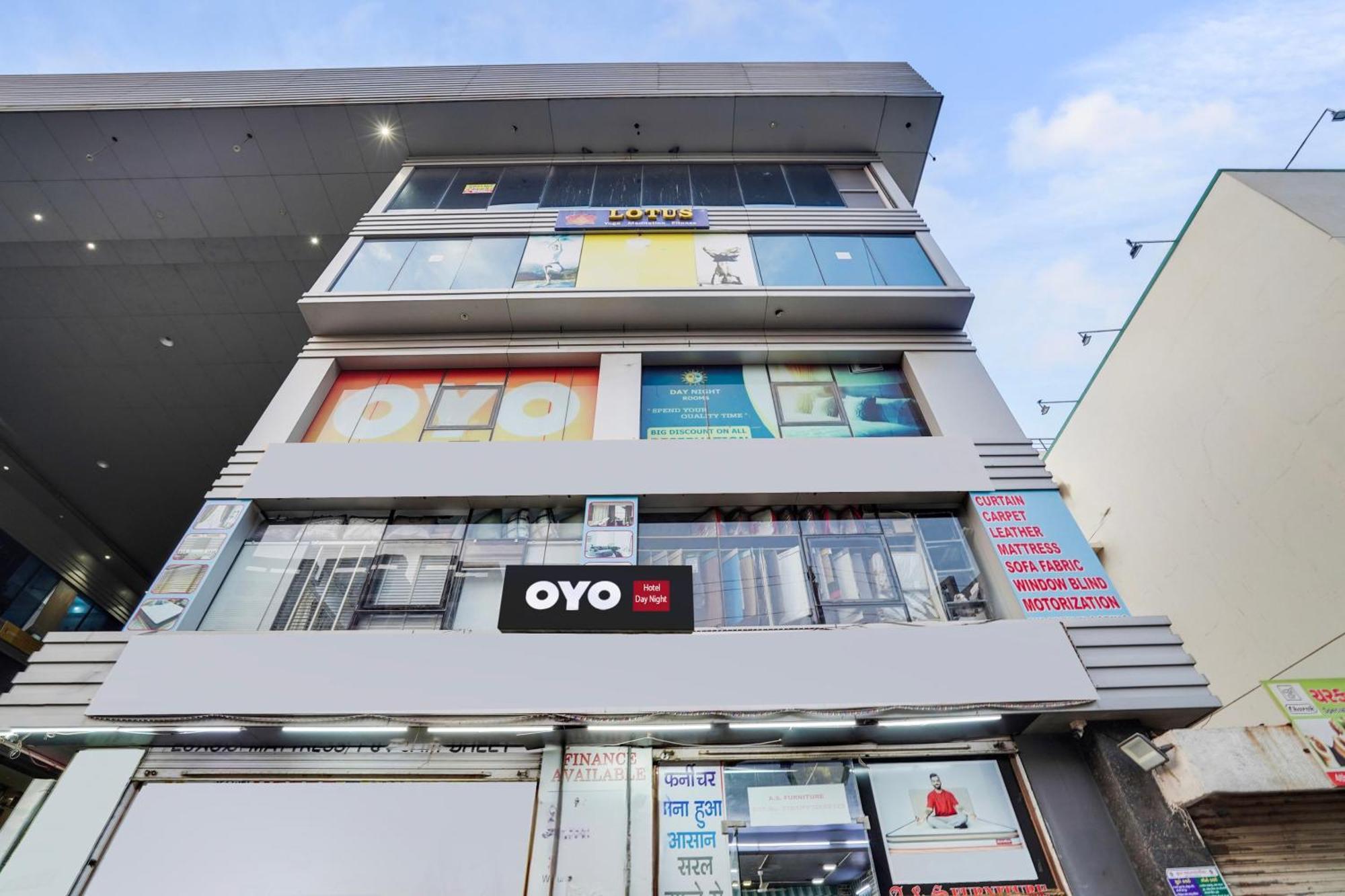 Hotel O Day Night Rooms สุรัต ภายนอก รูปภาพ